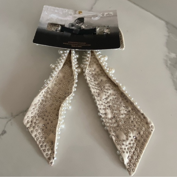 ? Sincerely Jules Gorgeous Pearl Beaded Bow Hair Clip main image 5